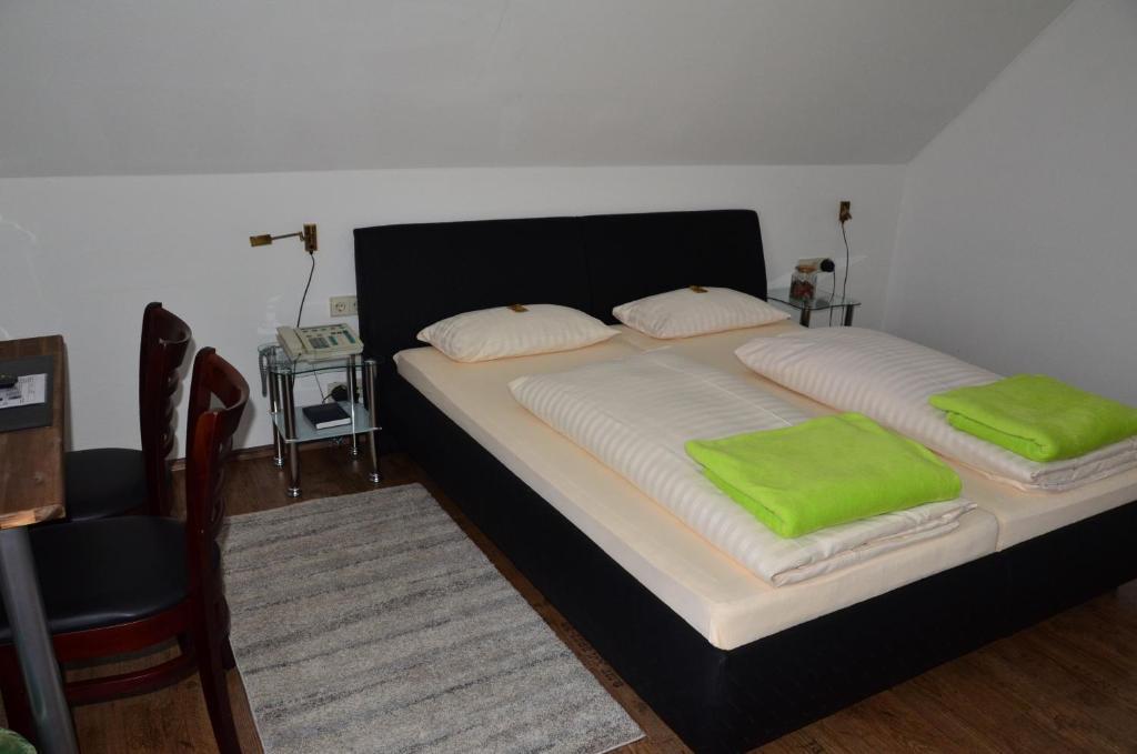 Hotel Moerike Ludwigsburg Room photo
